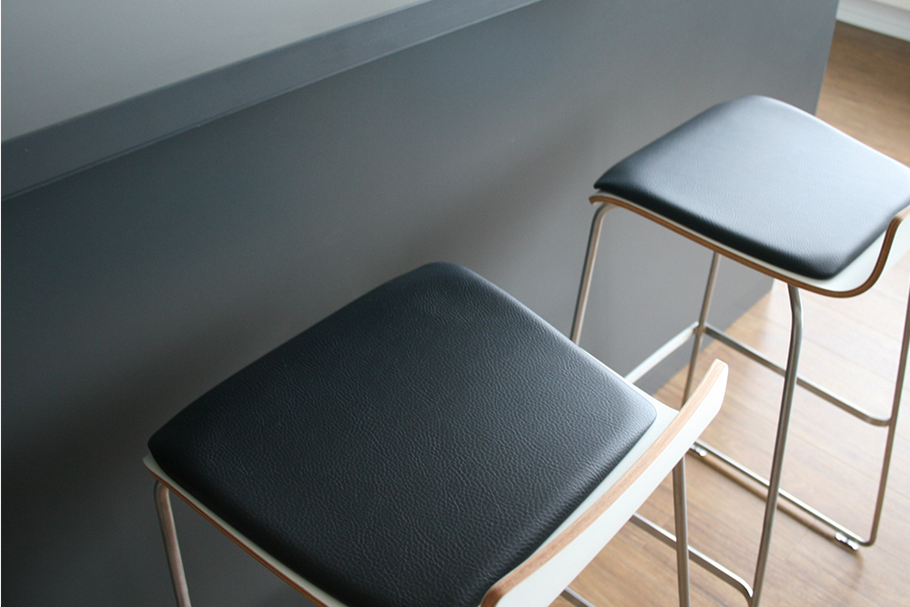 Cafeteria-Barhocker K-Mensana