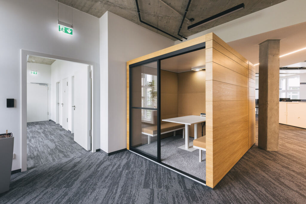 Officestories_kühnlewaiko_Bechtle_Sternhöhe (8)